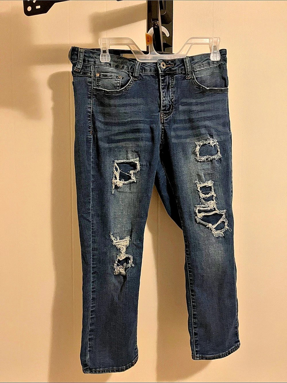 Tiffany Skinny Capri Distressed Blue Jeans